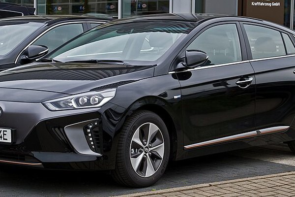 Hyundai Ioniq