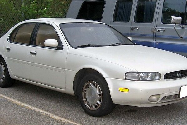 Infiniti J30
