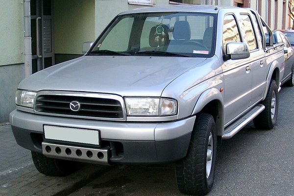 Mazda B2500