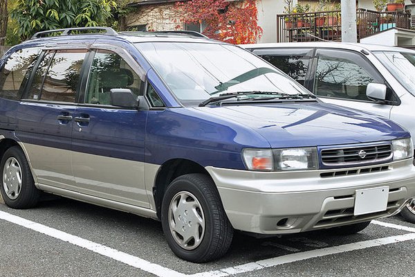 Nissan Axxess
