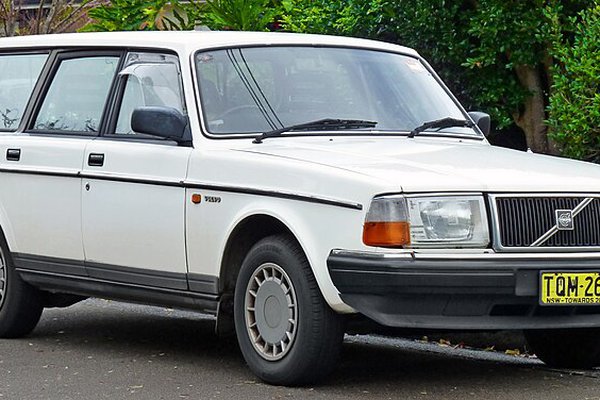 Volvo 245
